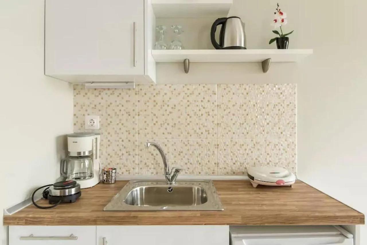 Caravanserai Studio 5 Apartment Thessaloniki 0*,  Greece
